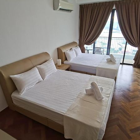 Landmark Stunning High Floor Coast View Studio #Netflix #Fast Wifi Tanjung Tokong Eksteriør billede