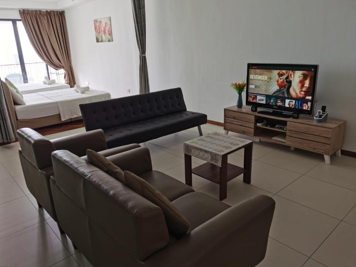 Landmark Stunning High Floor Coast View Studio #Netflix #Fast Wifi Tanjung Tokong Eksteriør billede